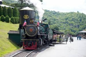 Historic Steam Engines - Train Ride | Tweetsie Railroad